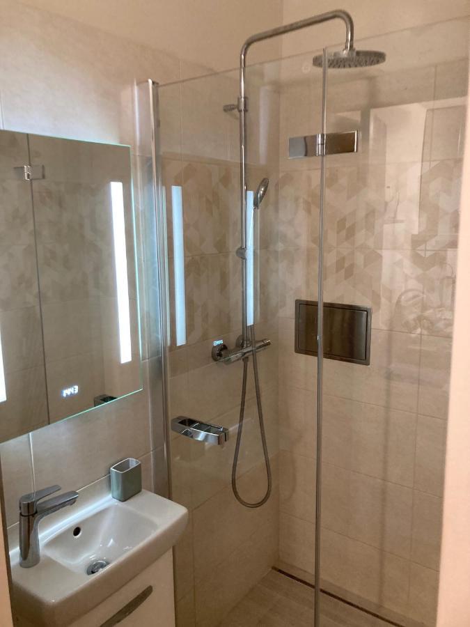 Apartment Jana Masaryka Praha Eksteriør bilde